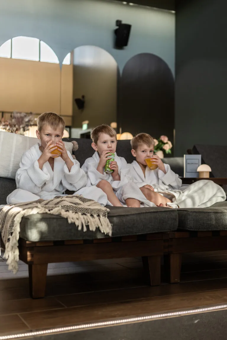 Barn på spa